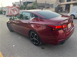 نيسان ألتيما